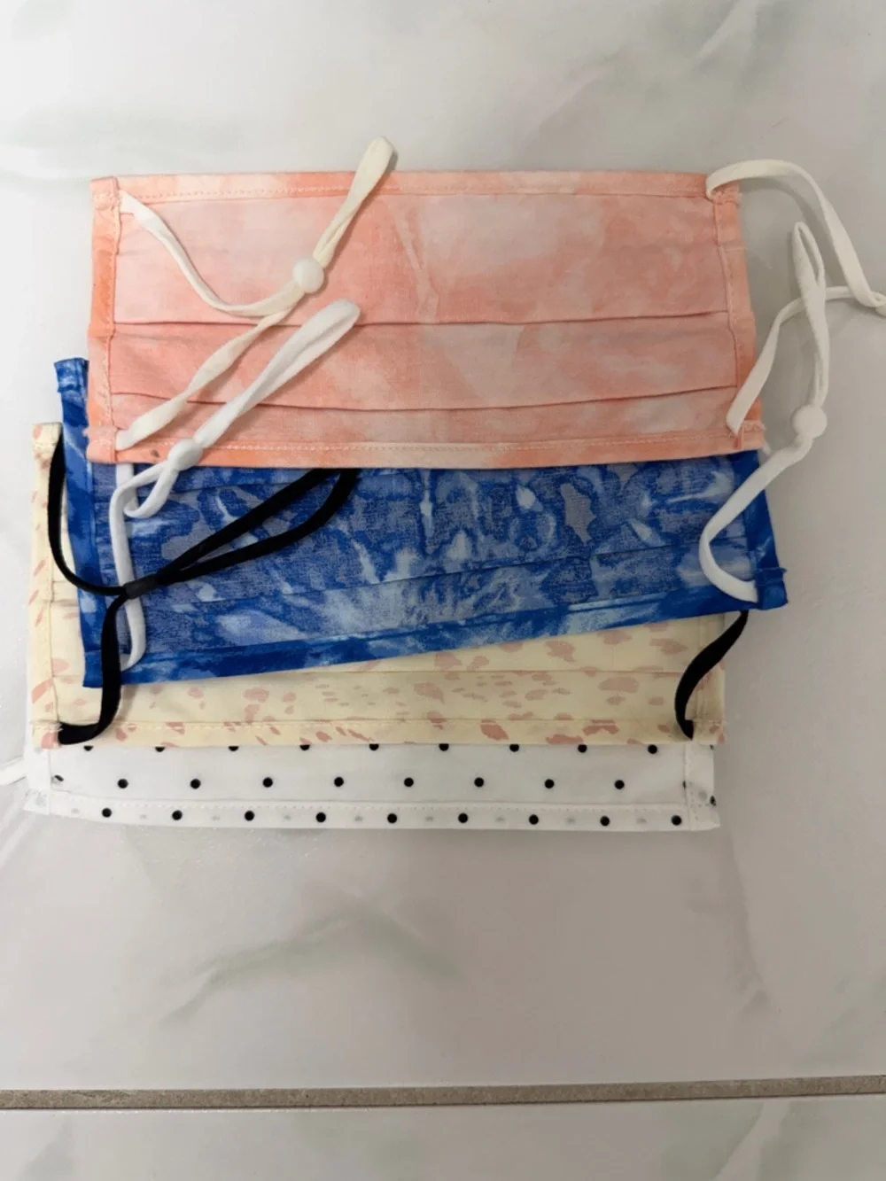 Old Navy 4-Pack Cotton Face Masks in Peach, Blue, Cream & White Polka Dot